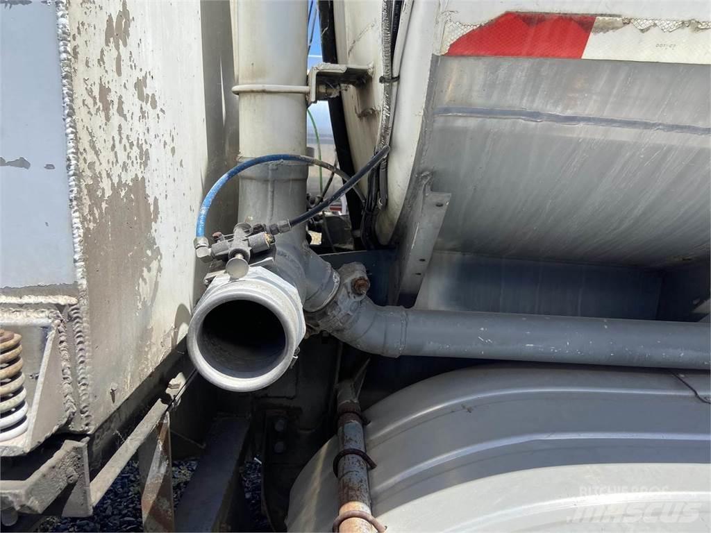 Heil  Tanker trailers