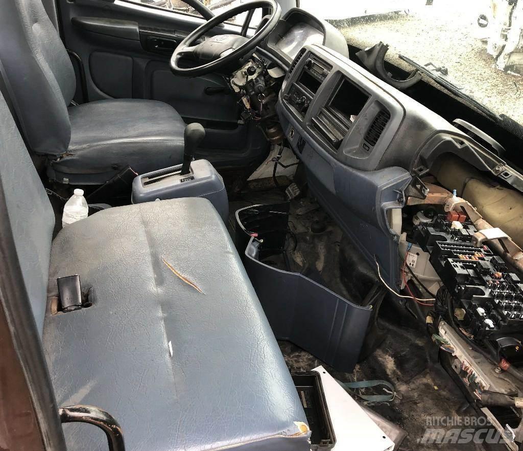 Hino 238 Other components