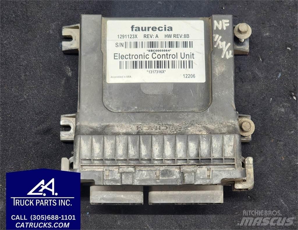 Hino 268 Electronics