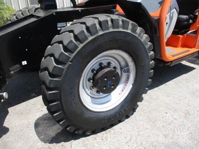 JLG 1055 Telescopic handlers