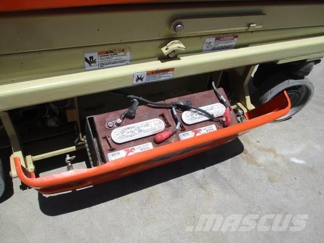 JLG 1930ES Scissor lifts