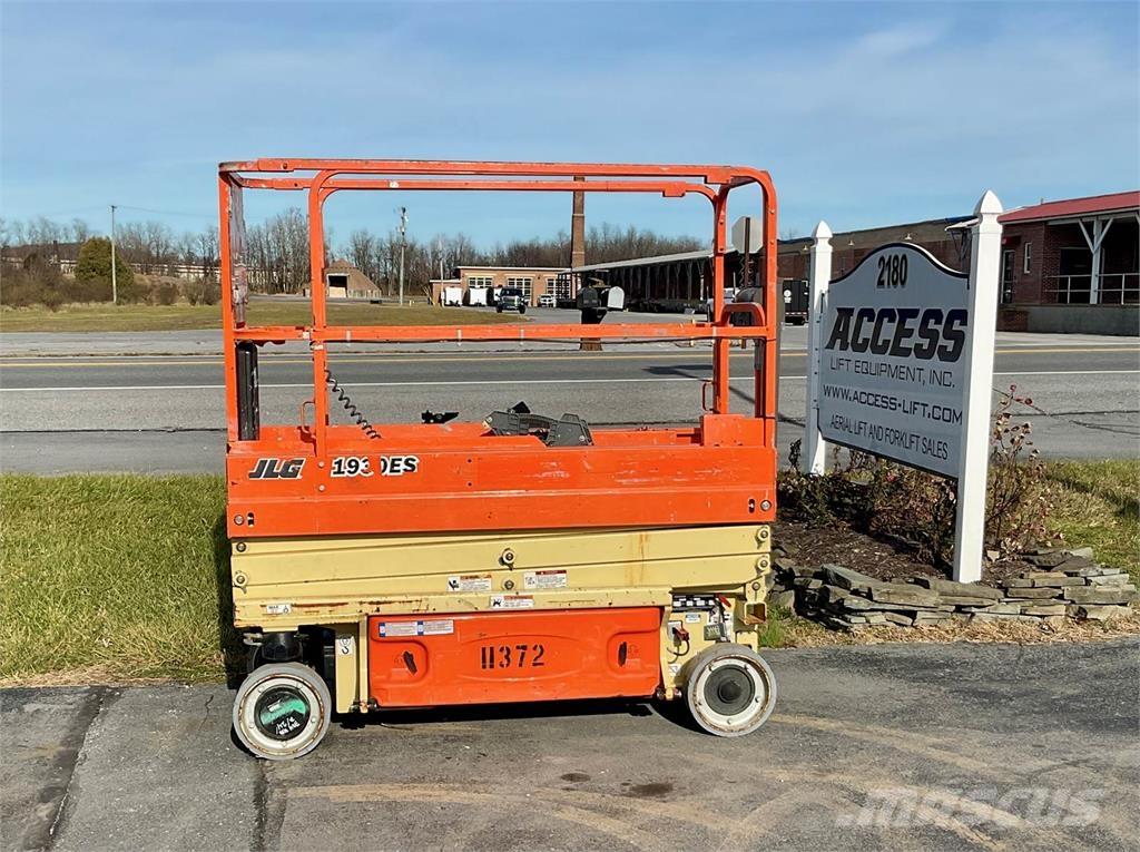 JLG 1930ES Scissor lifts