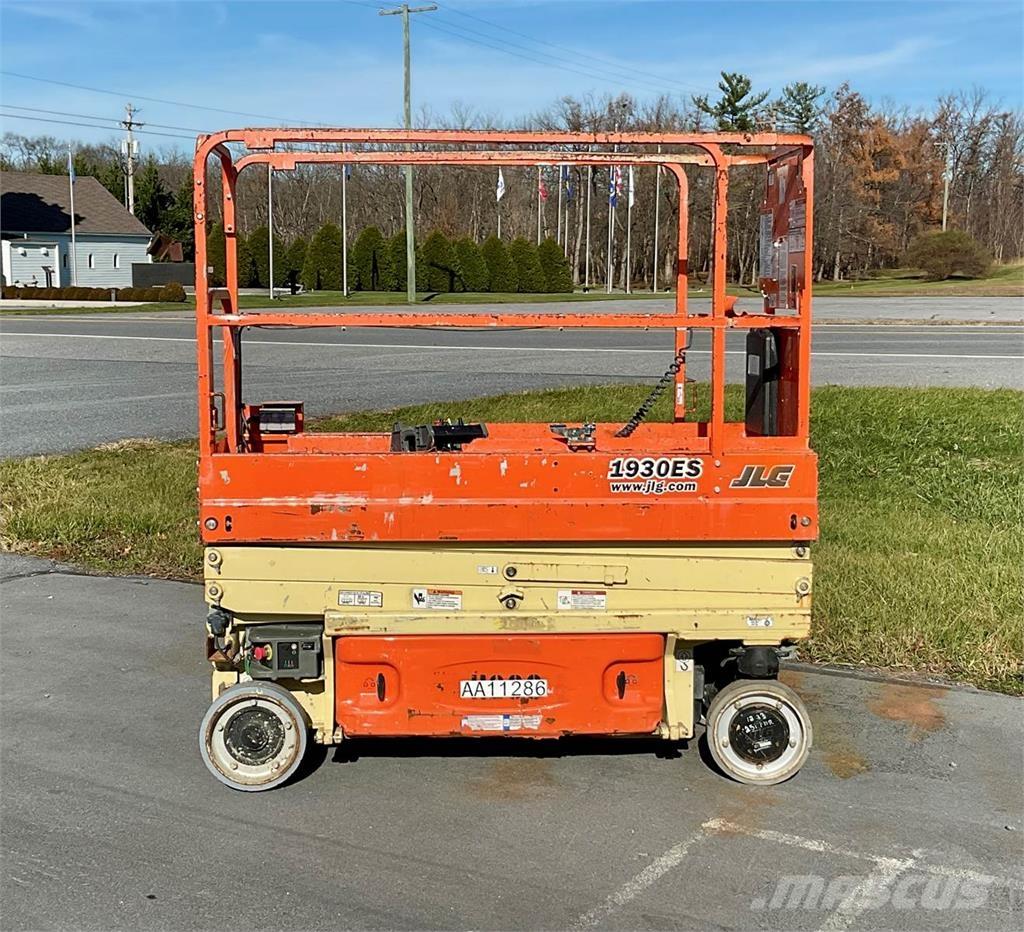 JLG 1930ES Scissor lifts