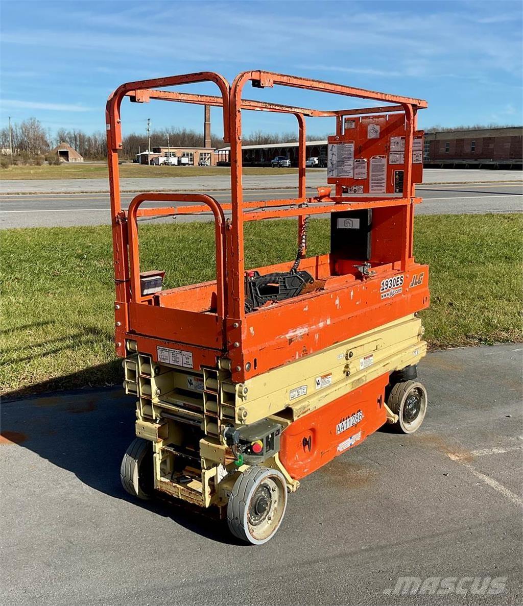 JLG 1930ES Scissor lifts