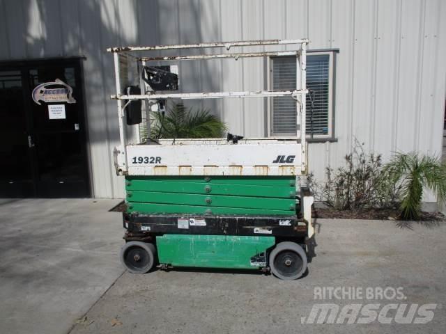JLG 1932R Scissor lifts