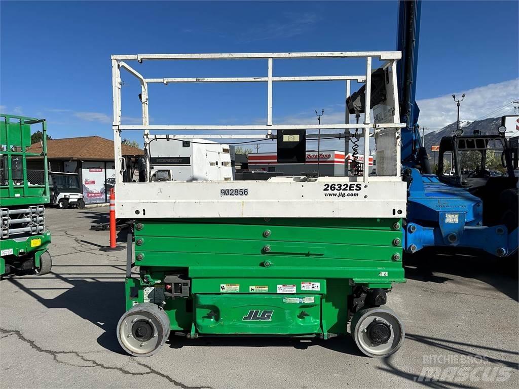 JLG 2632ES Scissor lifts