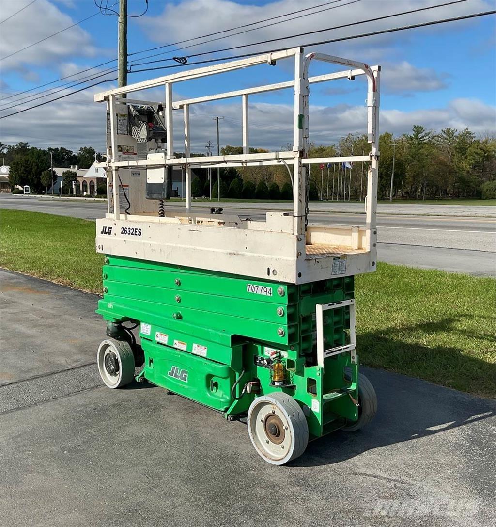 JLG 2632ES Scissor lifts