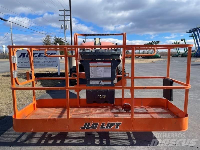 JLG 400S Telescopic boom lifts