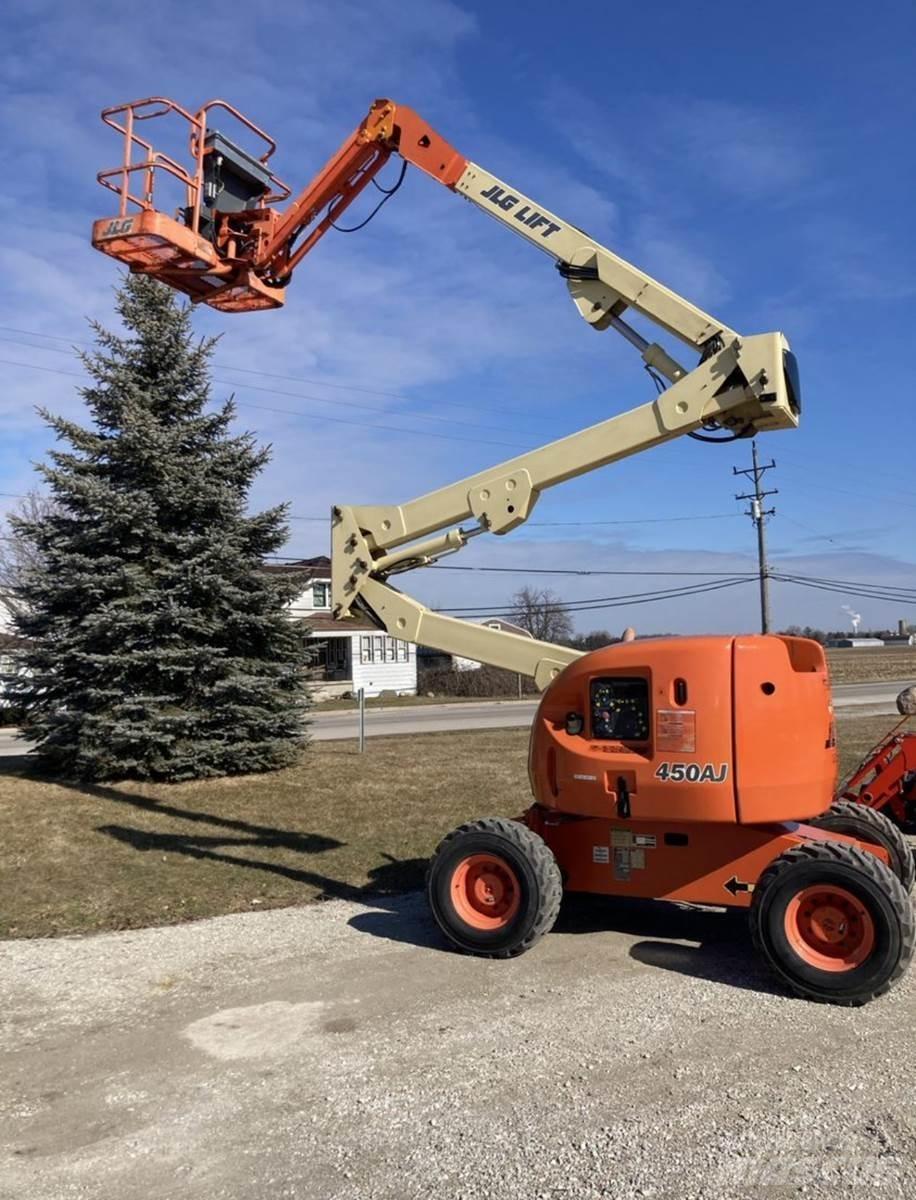 JLG 450AJ Used Personnel lifts and access elevators