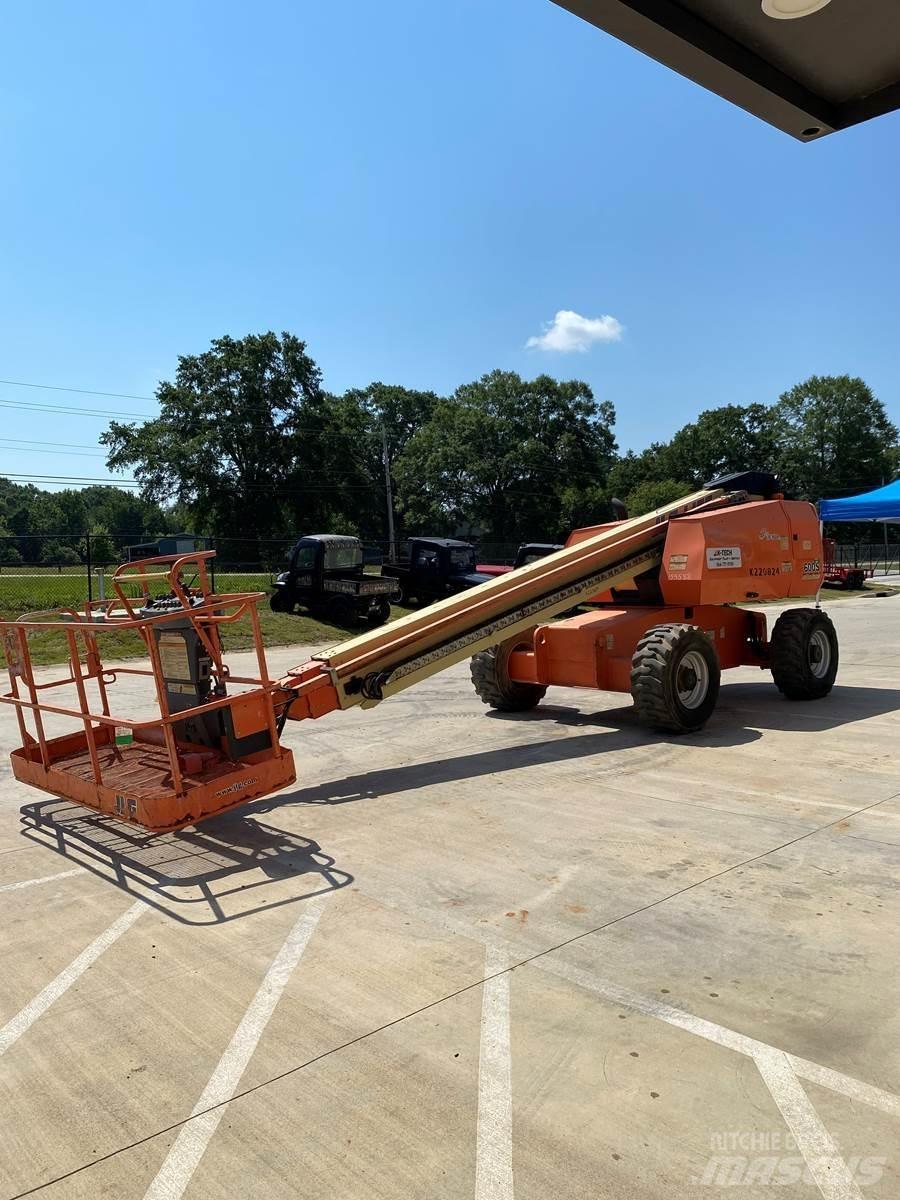 JLG 600S Telescopic boom lifts