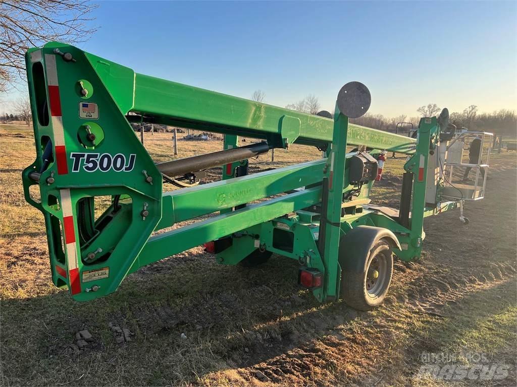 JLG T500J Trailer mounted platforms