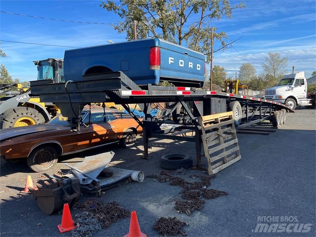 Kaufman  Car carrier