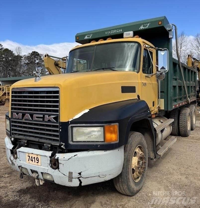 Mack CH613 Tipper trucks