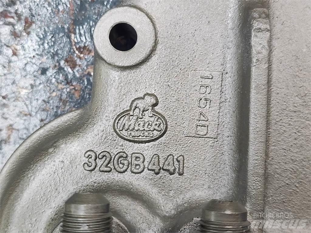 Mack E7 Engines