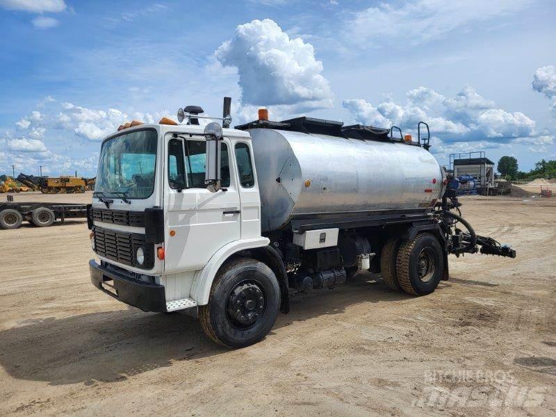 Mack Other Tanker trucks