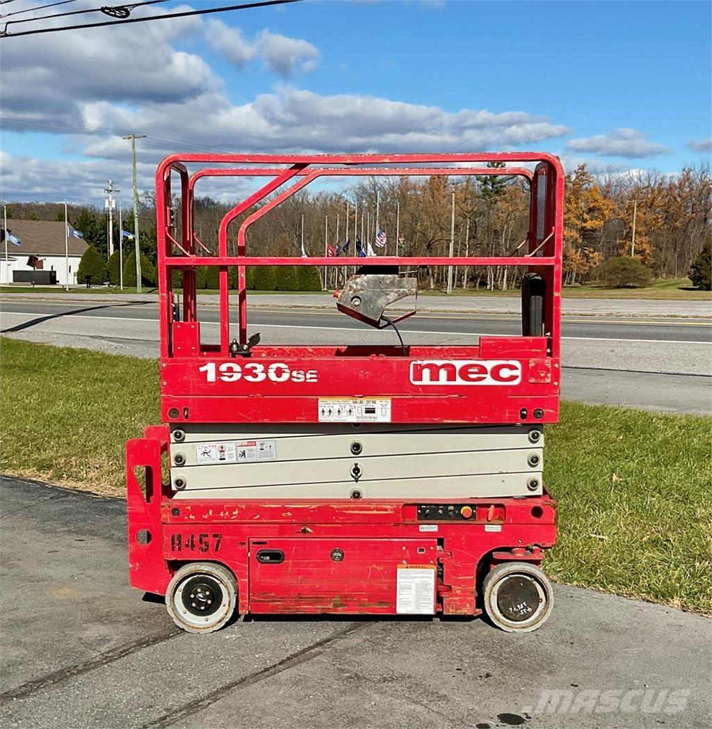 MEC 1930SE Scissor lifts