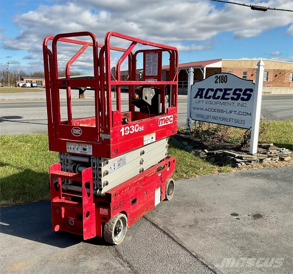 MEC 1930SE Scissor lifts