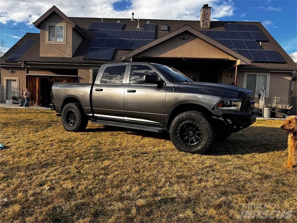 RAM 1500 Pick up/Dropside
