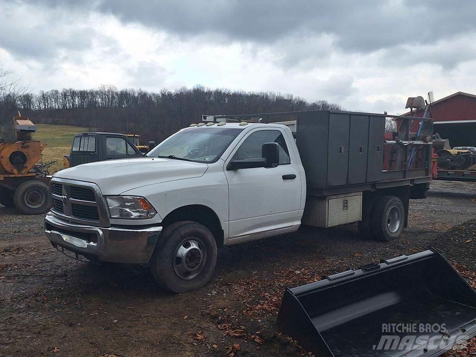 RAM 3500 Pick up/Dropside