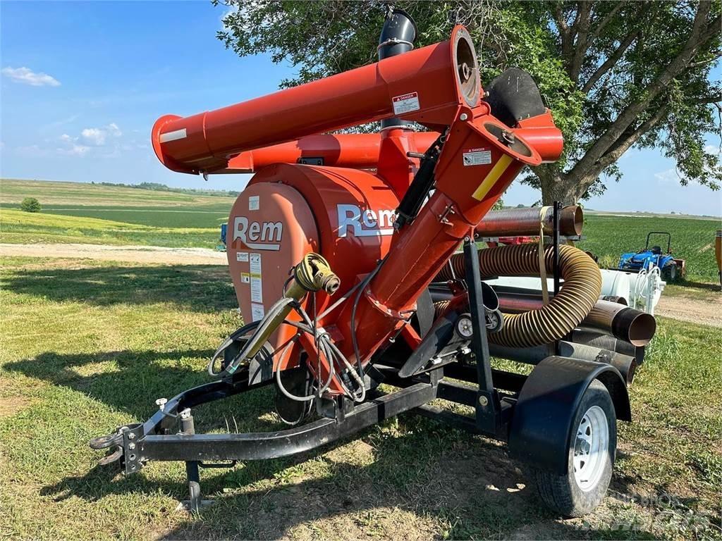 REM 2700 Grain cleaning machines