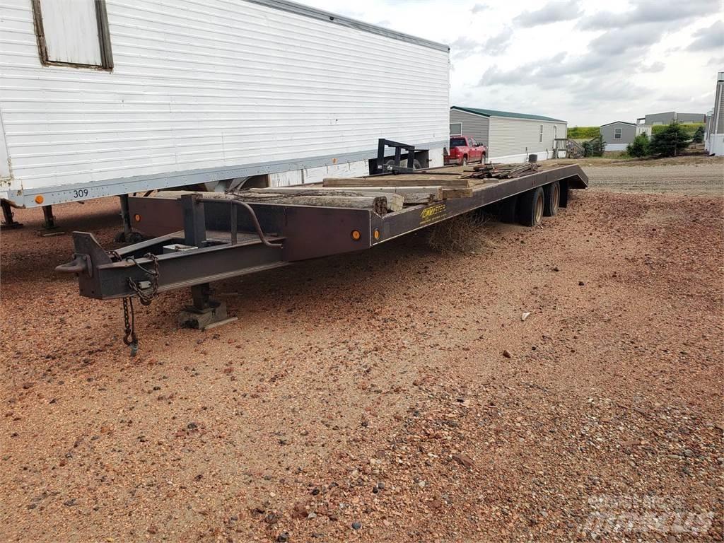 TOWMASTER  Car carrier