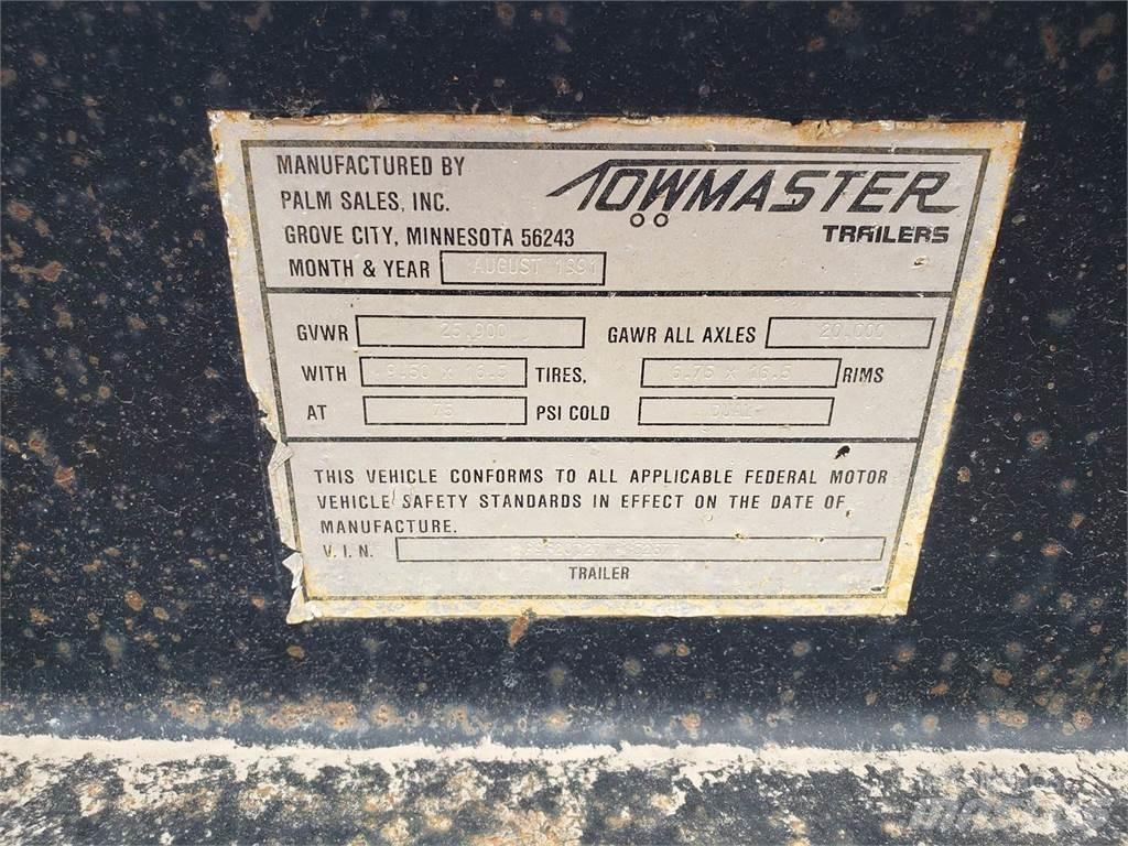 TOWMASTER  Car carrier