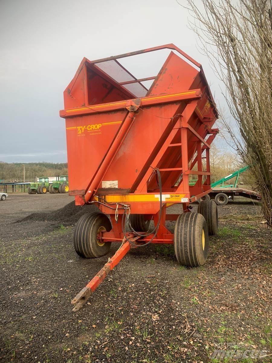  Ty-Crop Forage wagons