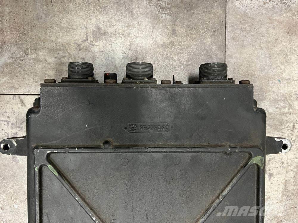  Unmarked Other components