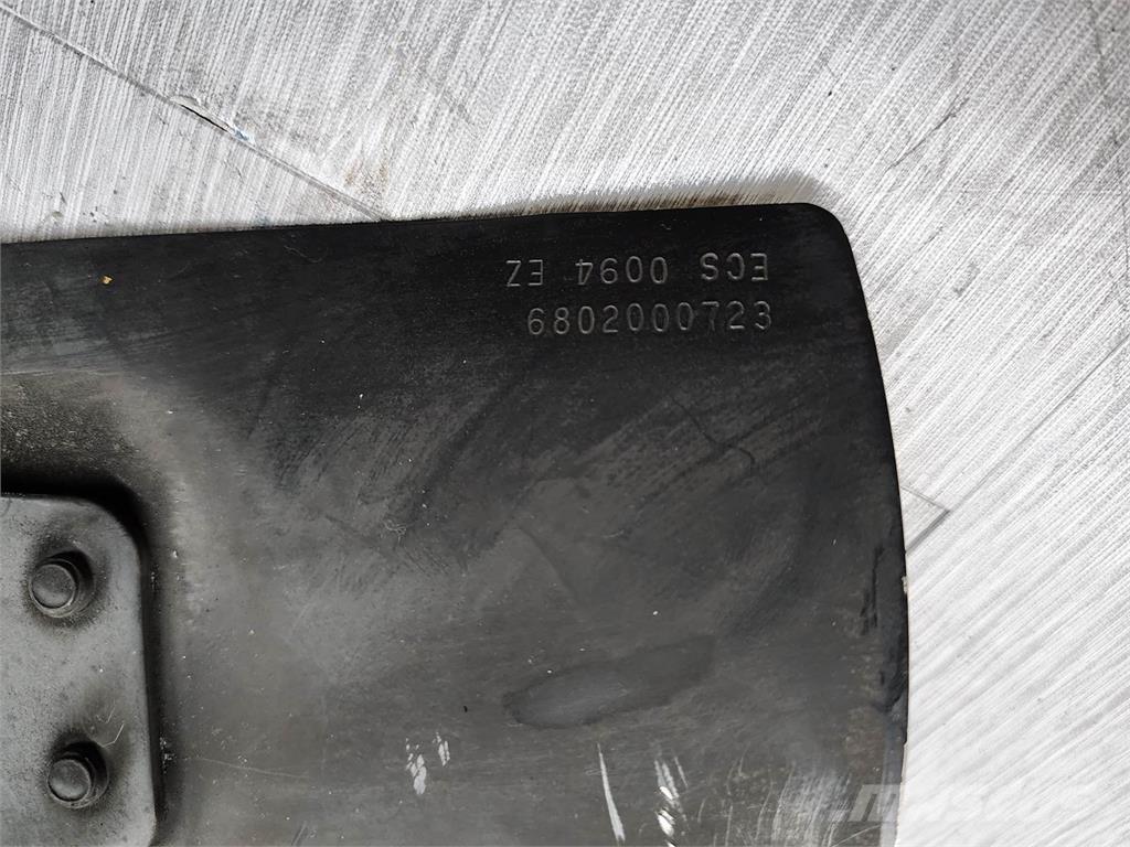  Unmarked Other components