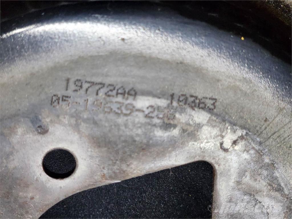  Unmarked Other components
