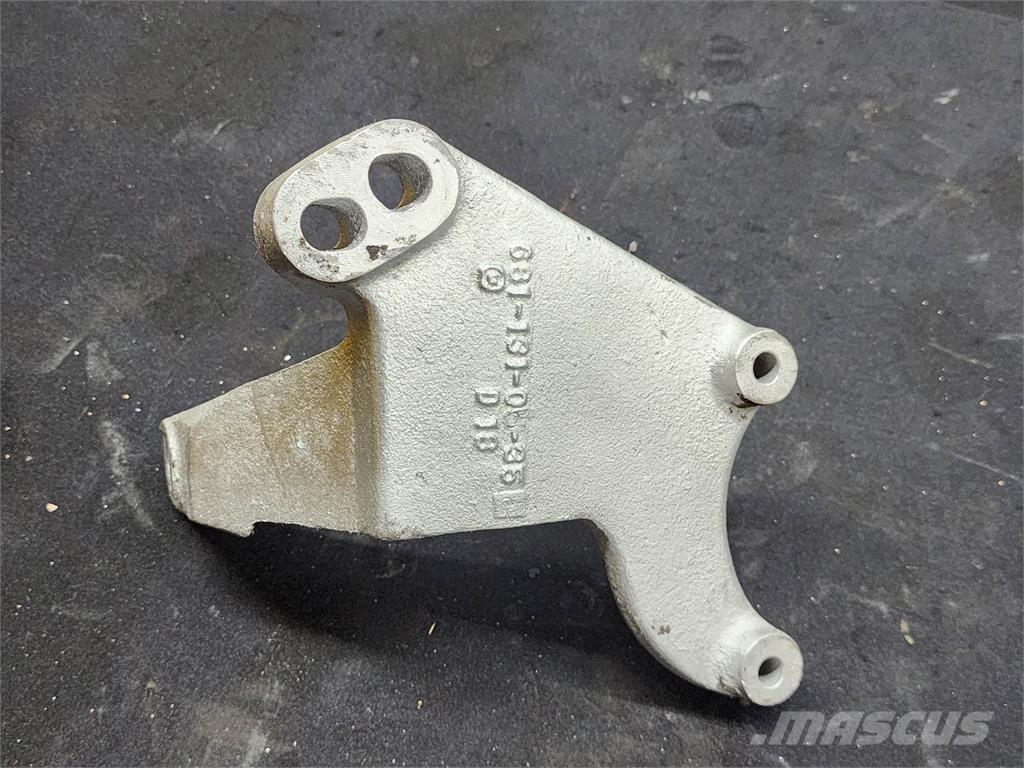  Unmarked Other components