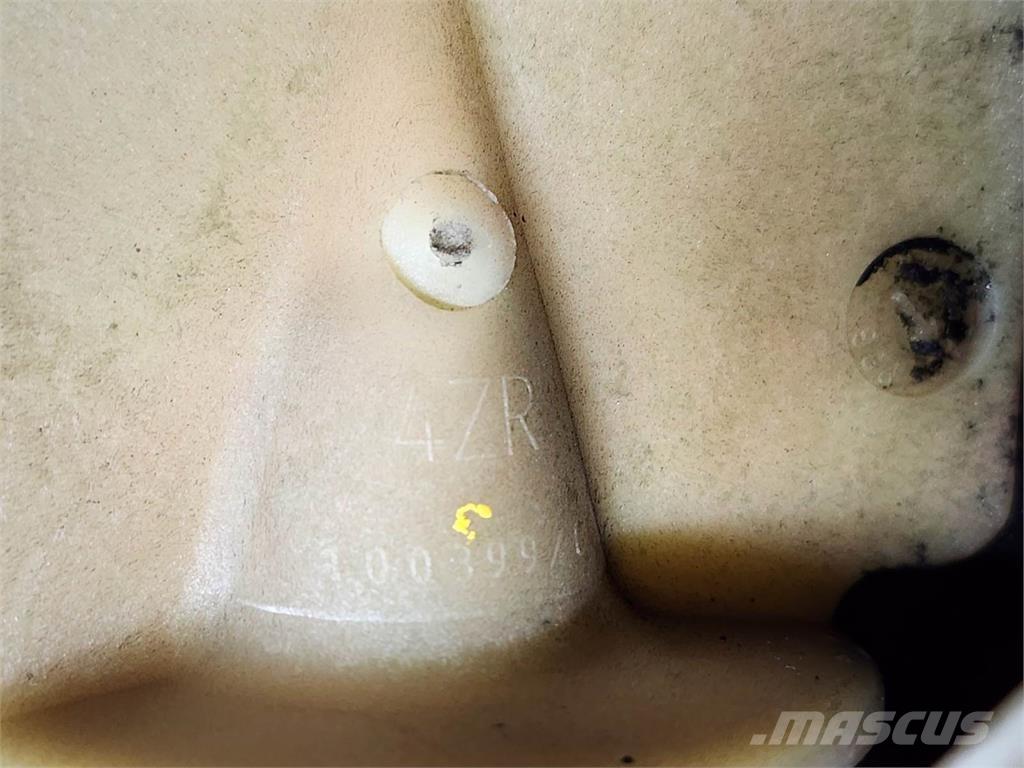  Unmarked Other components