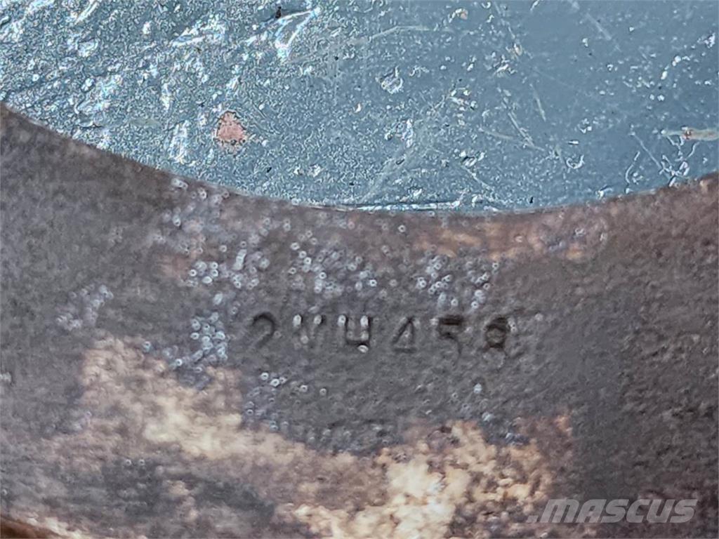  Unmarked Other components