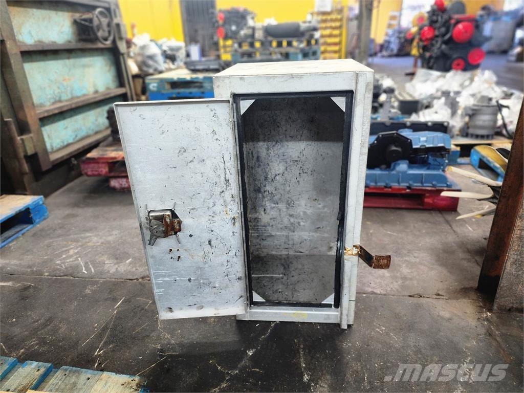  Unmarked Other components