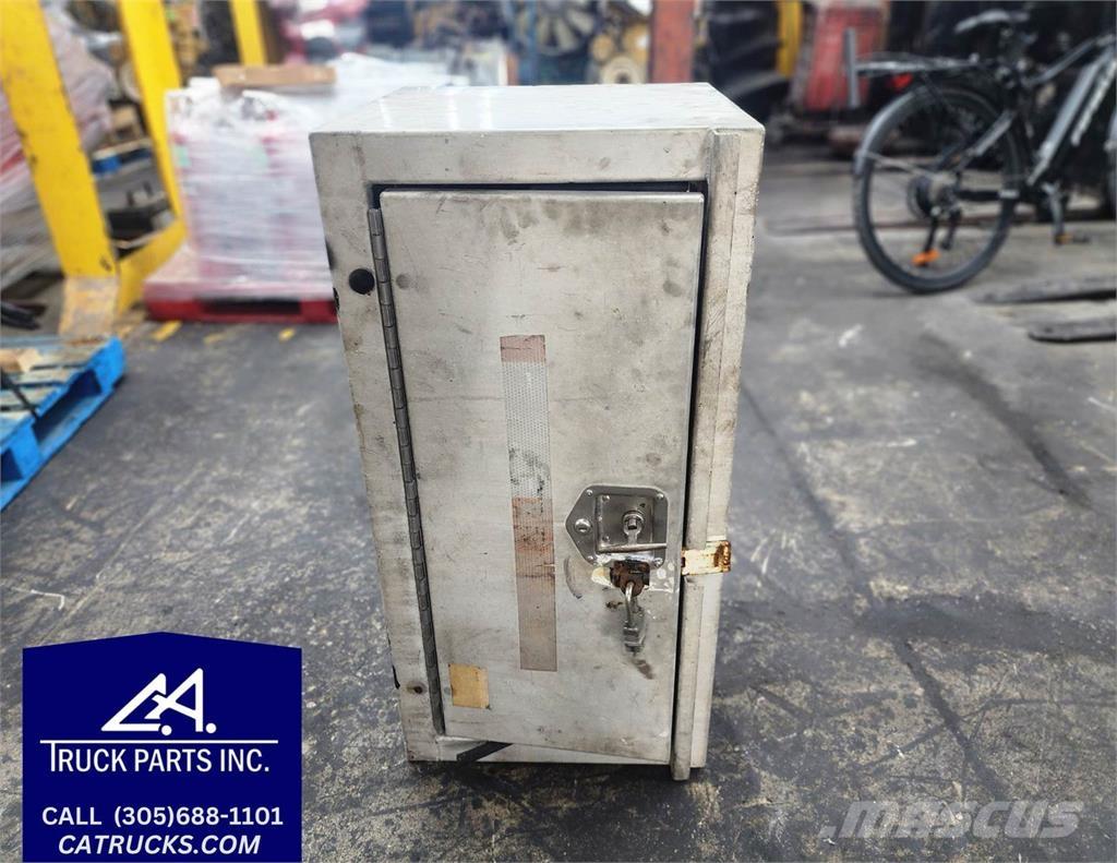 Unmarked Other components