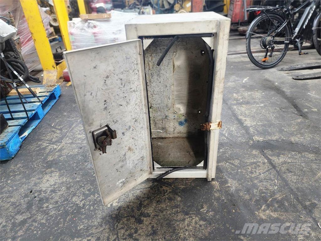  Unmarked Other components