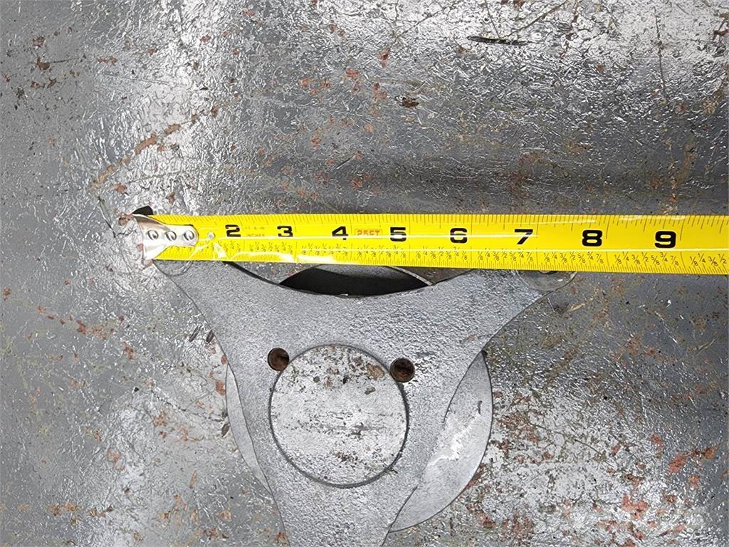  Unmarked Other components