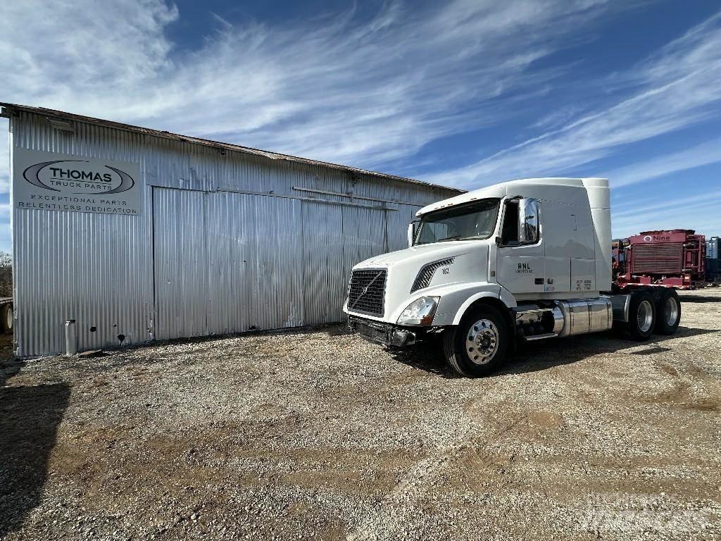 Volvo VNL Recovery vehicles