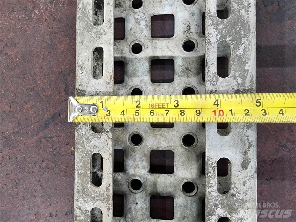 Volvo VNM Other components