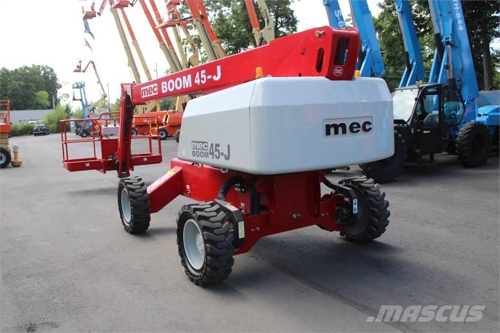 MEC 45J Used Personnel lifts and access elevators