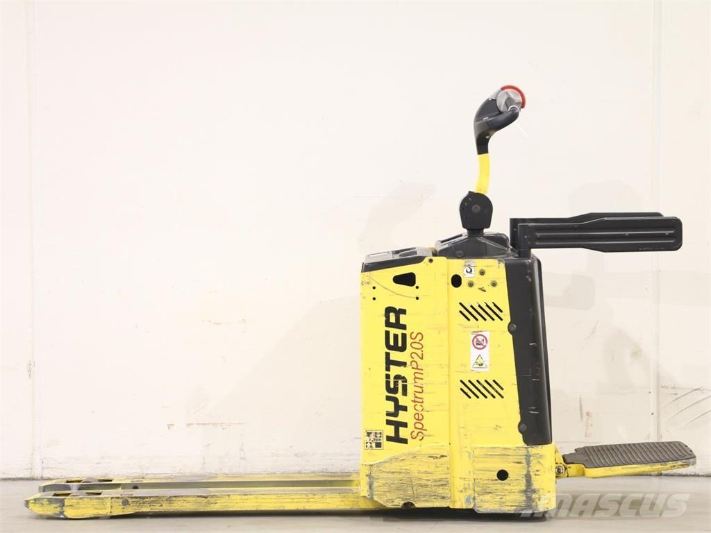 Hyster P2.0S FBW Pedestrian stacker