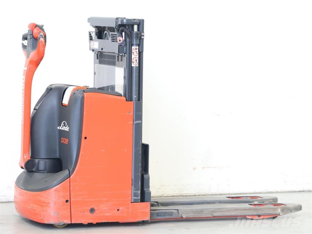 Linde D08/1160 Pedestrian stacker