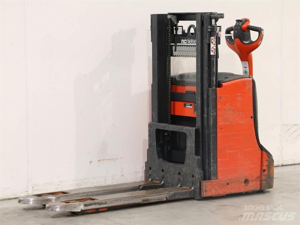 Linde D08/1160 Pedestrian stacker