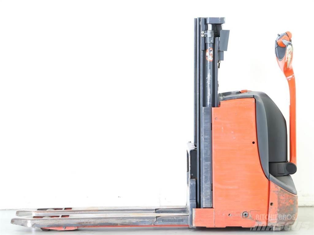 Linde D08/1160-00 Pedestrian stacker