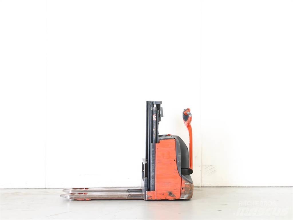 Linde D08/1160-00 Pedestrian stacker