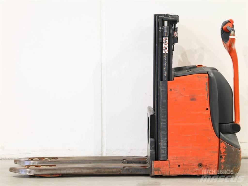 Linde D08/1160-00 Pedestrian stacker