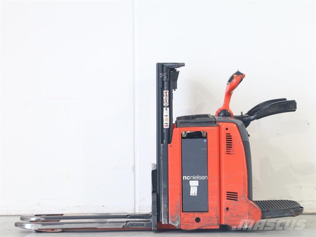 Linde D12HPAP/133-00 Pedestrian stacker