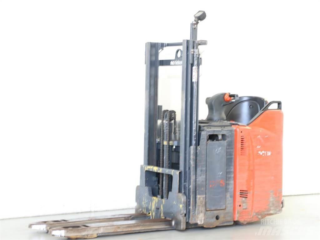 Linde D12SP/133 Pedestrian stacker
