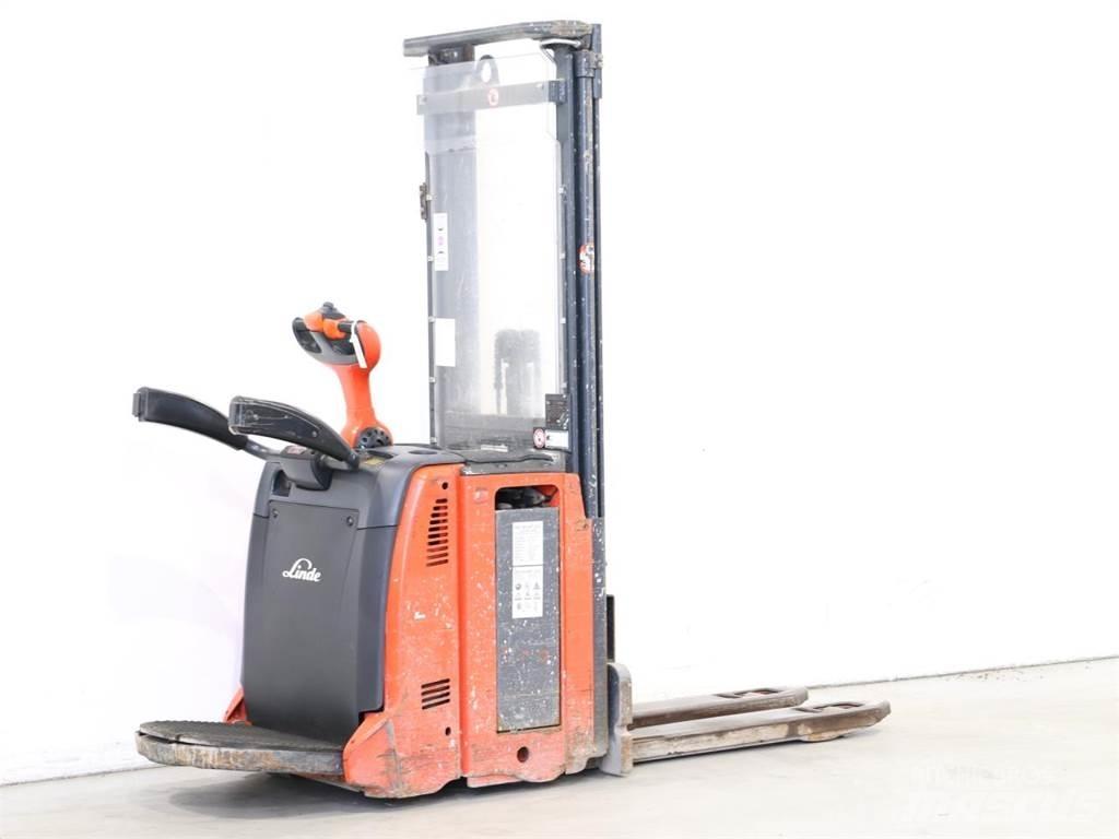Linde L12LAP/133 Pedestrian stacker