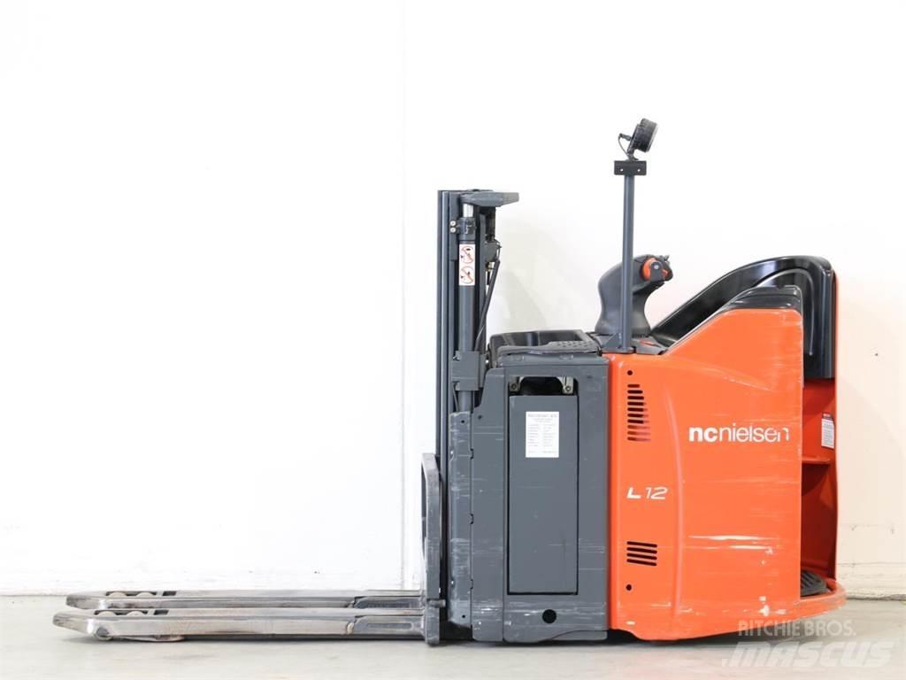 Linde L12LSP/133 Pedestrian stacker